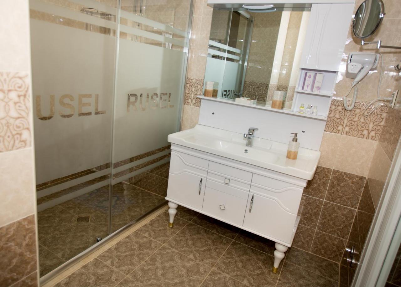 Rusel Hotel บากู ภายนอก รูปภาพ